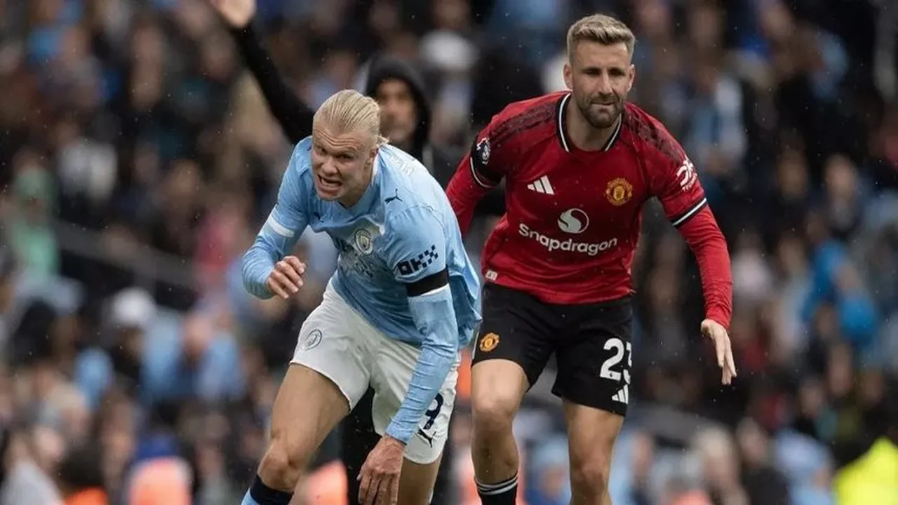 قمة مانشستر.. القنوات الناقلة لمباراة اليونايتد والسيتي في منافسات الدوري الإنجليزي الممتاز